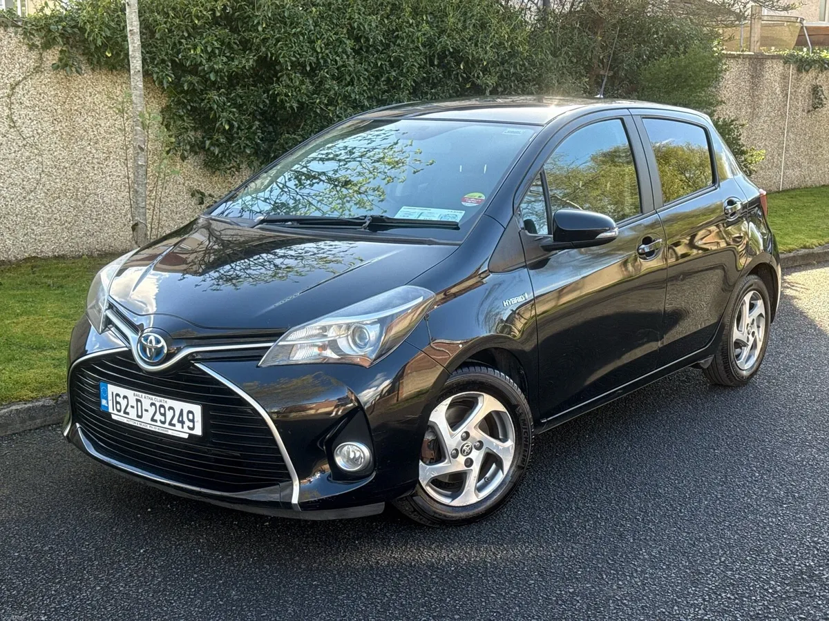 162 Toyota Yaris Hybrid 124kms NEW NCT 04/28 - Image 1