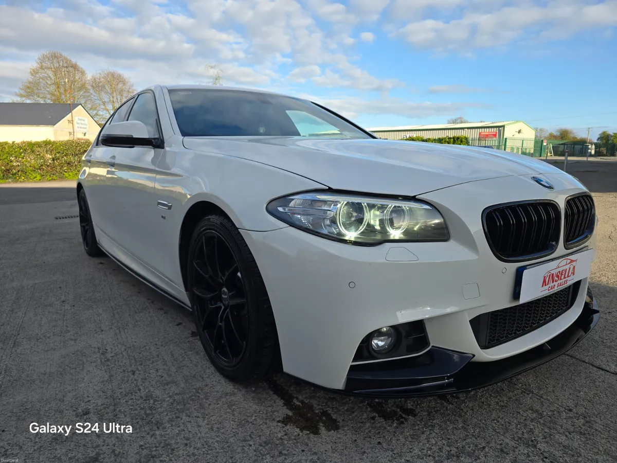 BMW 5-Series 520d M Sport MINT - Image 3