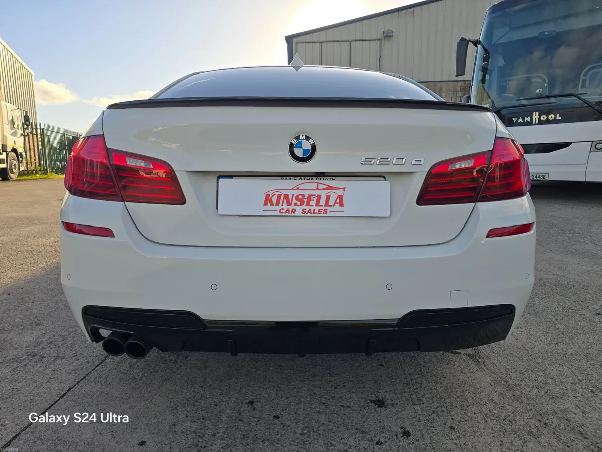 BMW 5-Series 520d M Sport MINT - Image 3