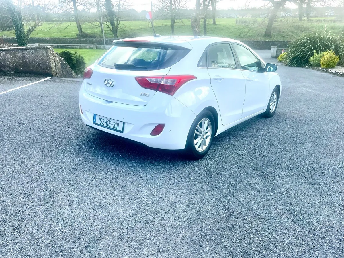 2015 Hyundai i30 Deluxe model - Image 4