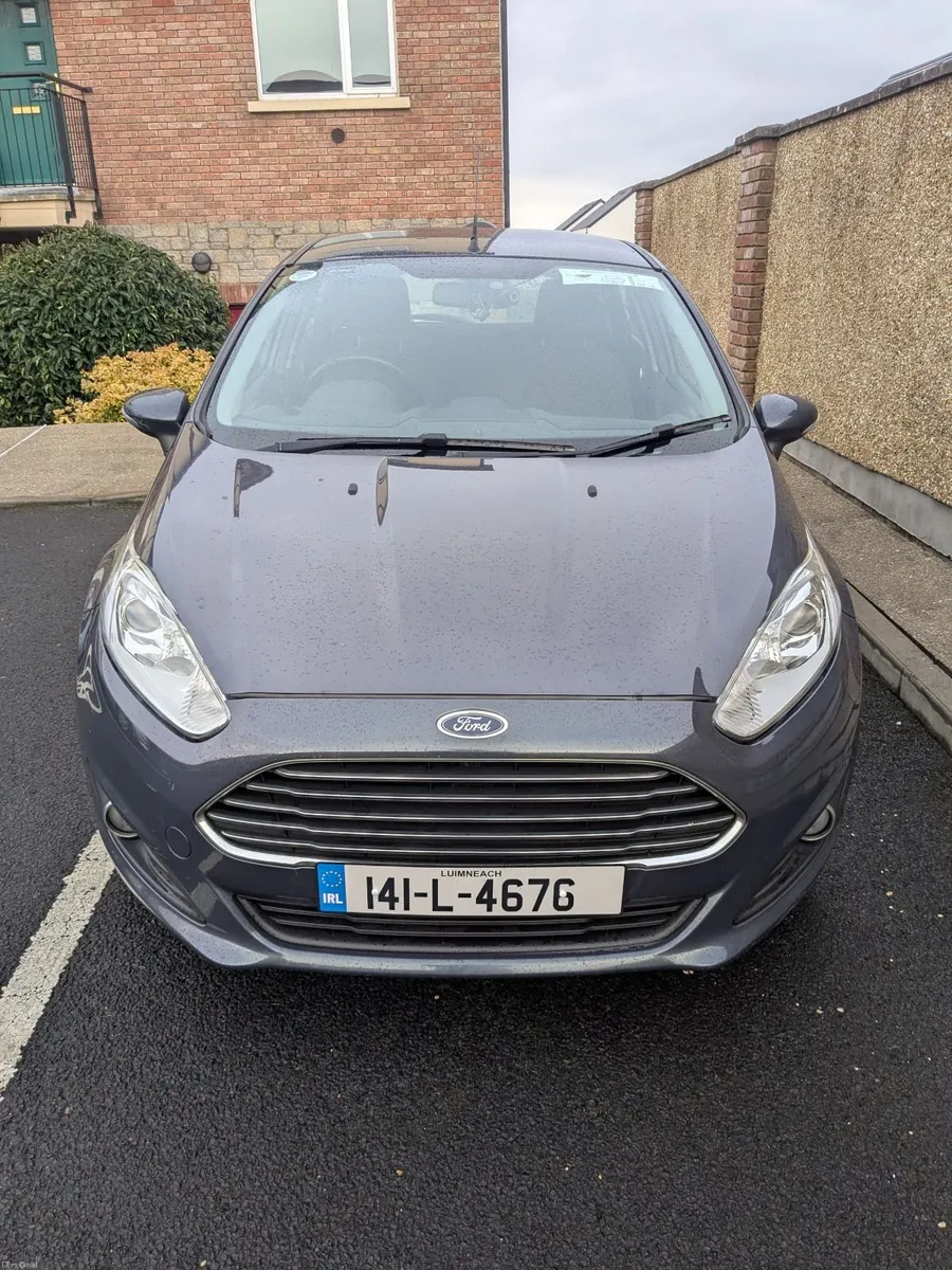 2014 Ford Fiesta - Image 2