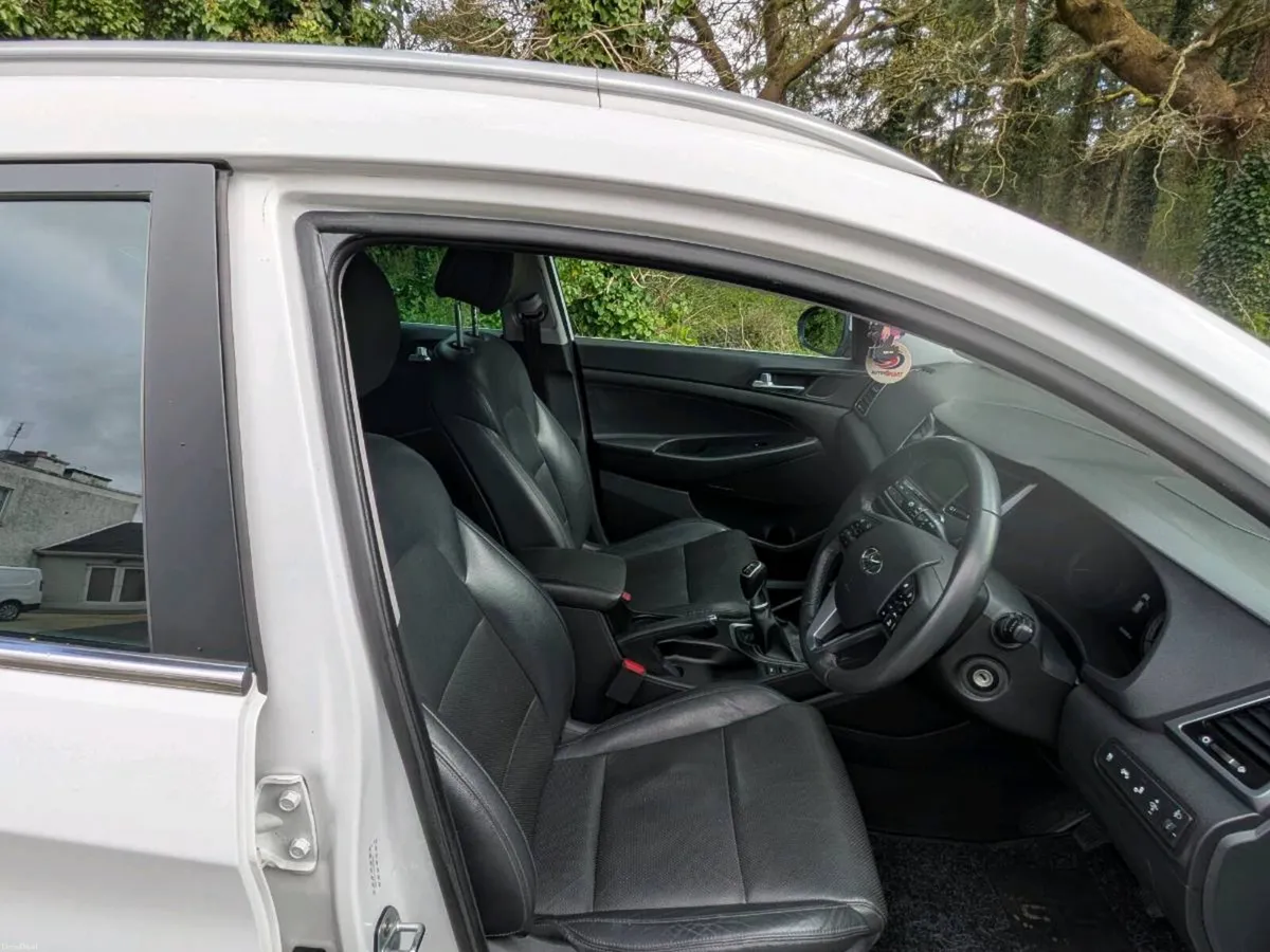 Hyundai Tucson Premium - Image 3