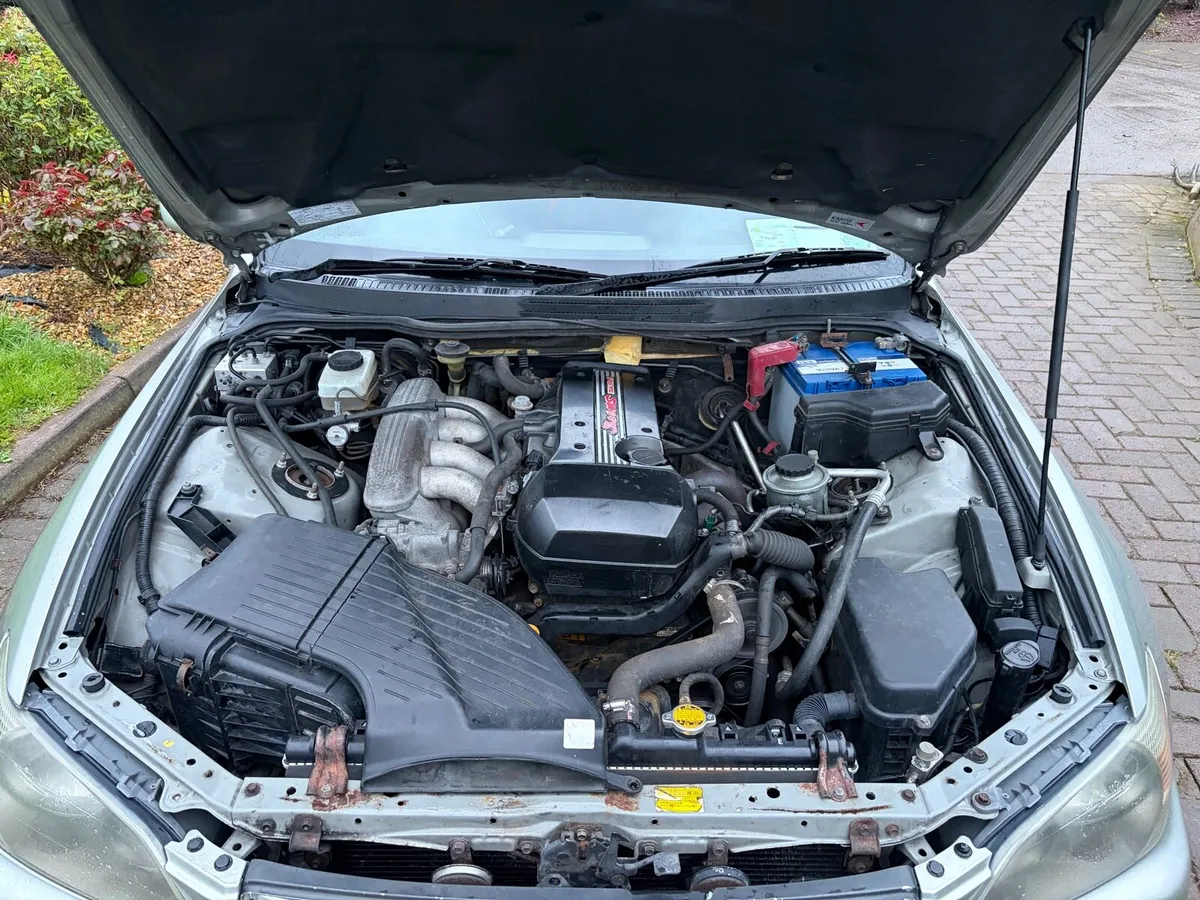 Toyota Altezza - Image 2