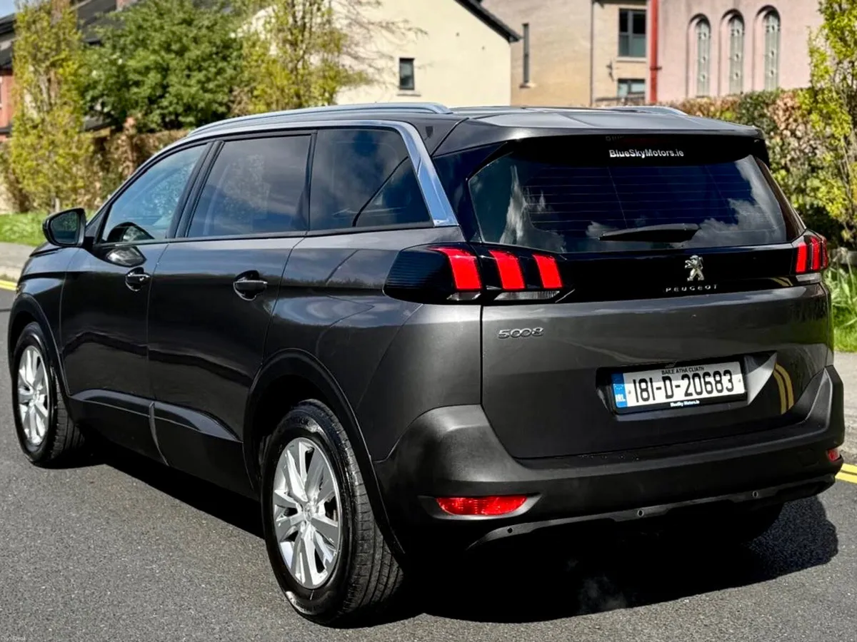 ON HOLD Warranty Peugeot 5008 Petrol 7 Seater - Image 4
