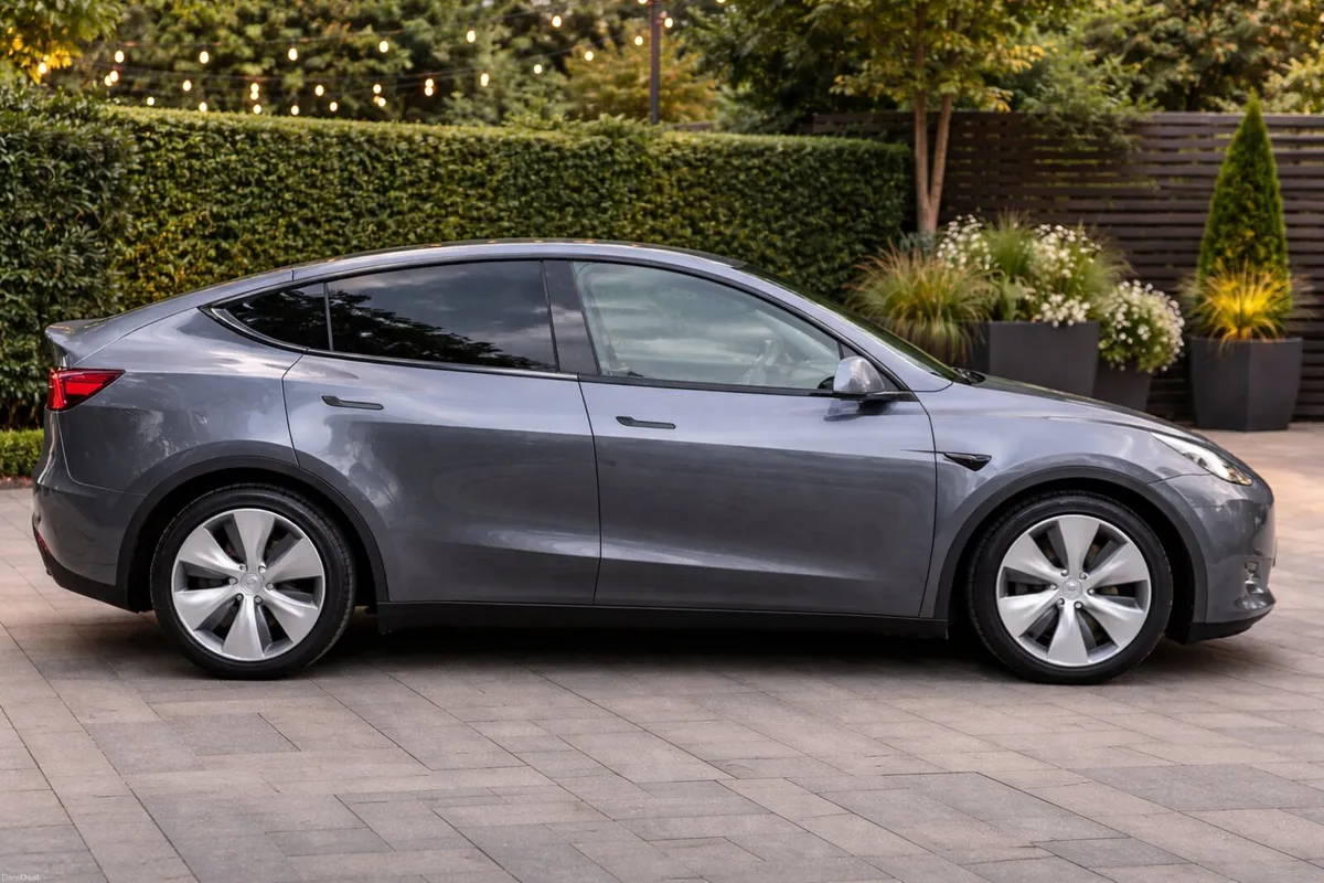 Tesla Model Y Long Range | Stunning Spec - Image 2