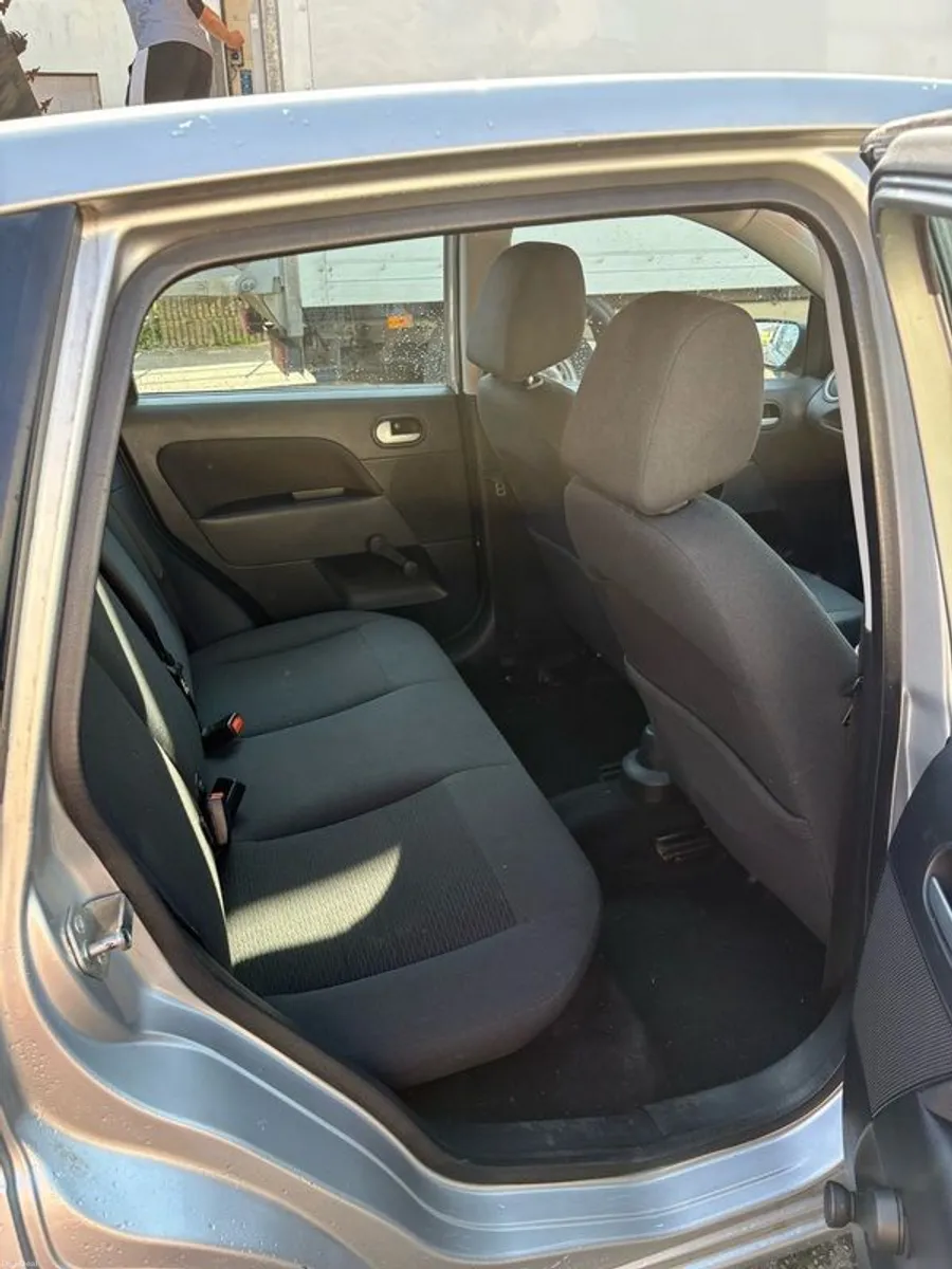 2006 Ford Fiesta - Image 4