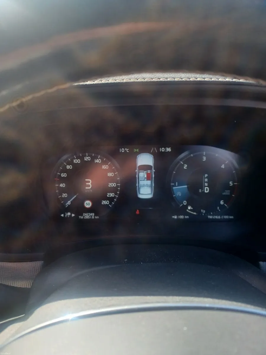 Volvo S90 2017 - Image 4