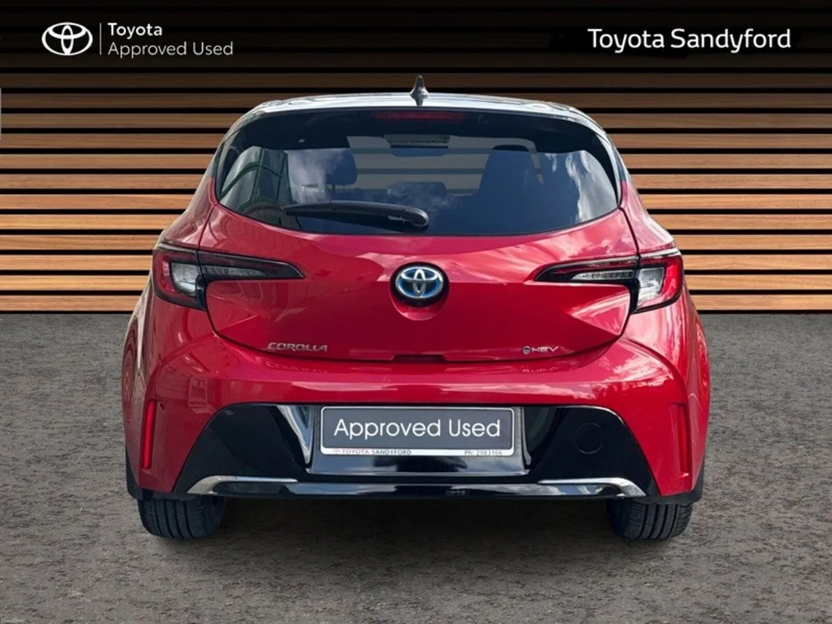 Toyota Corolla LUNA SPORT HATCHBACK // AIR CON // - Image 4