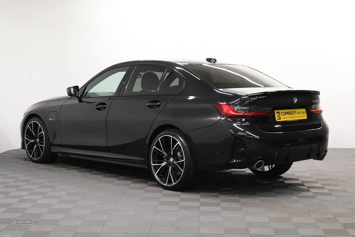 BMW 3-Series 330e M Sport - Image 4