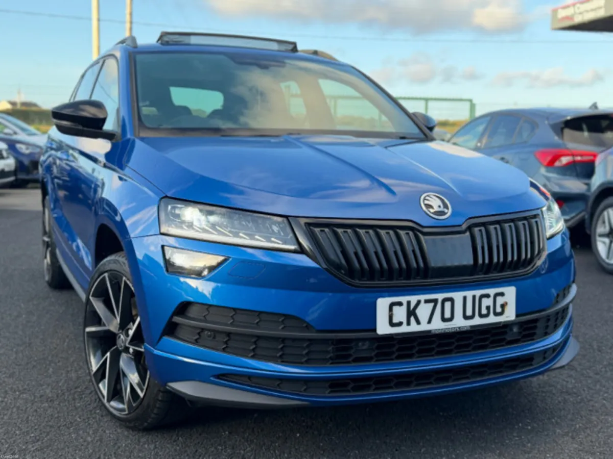 Skoda Karoq SPORTLINE TSI *PANORAMIC SUNROOF* - Image 2