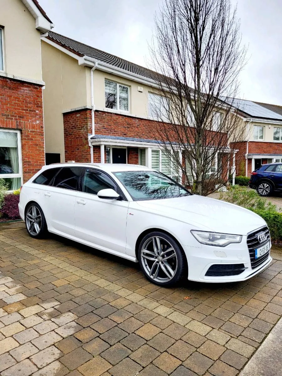 AUDI A6 AVANT S-LINE 2012 - Image 1