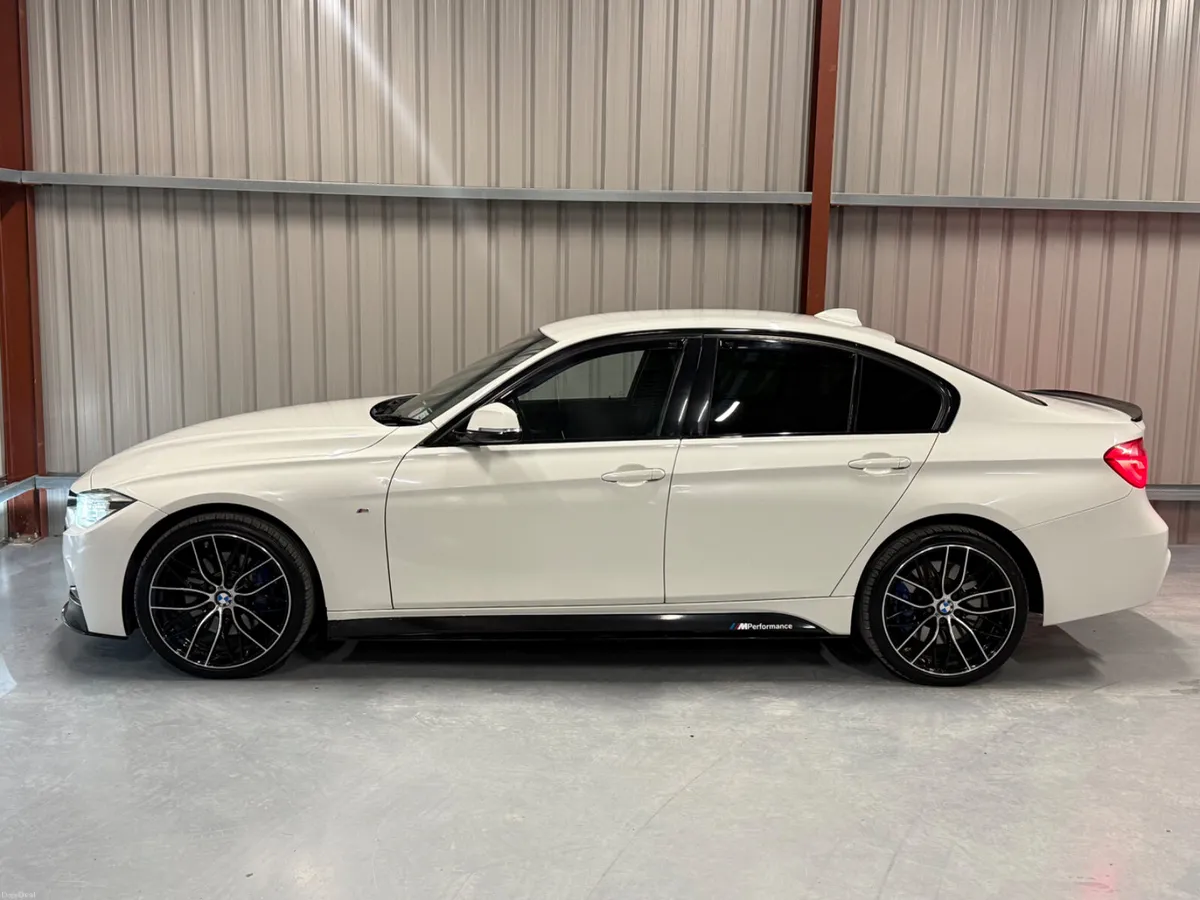 2016 BMW 320D M-Sport Pro X-Drive - Image 3