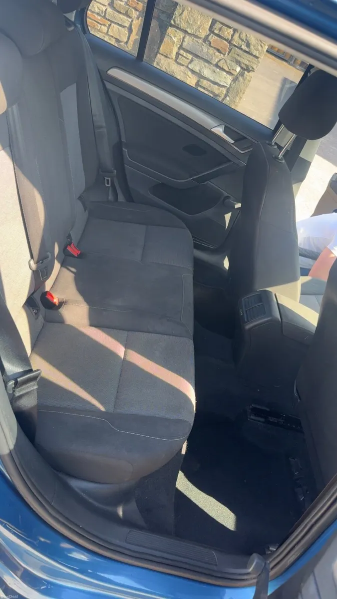 Volkswagen Golf 2015 - Image 2