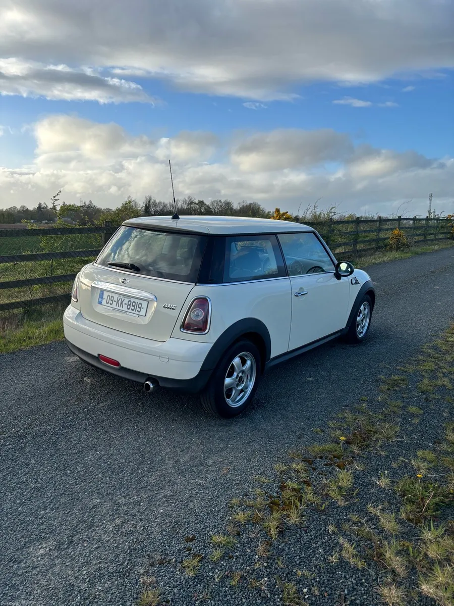 Mini one nct 7/27 - Image 3