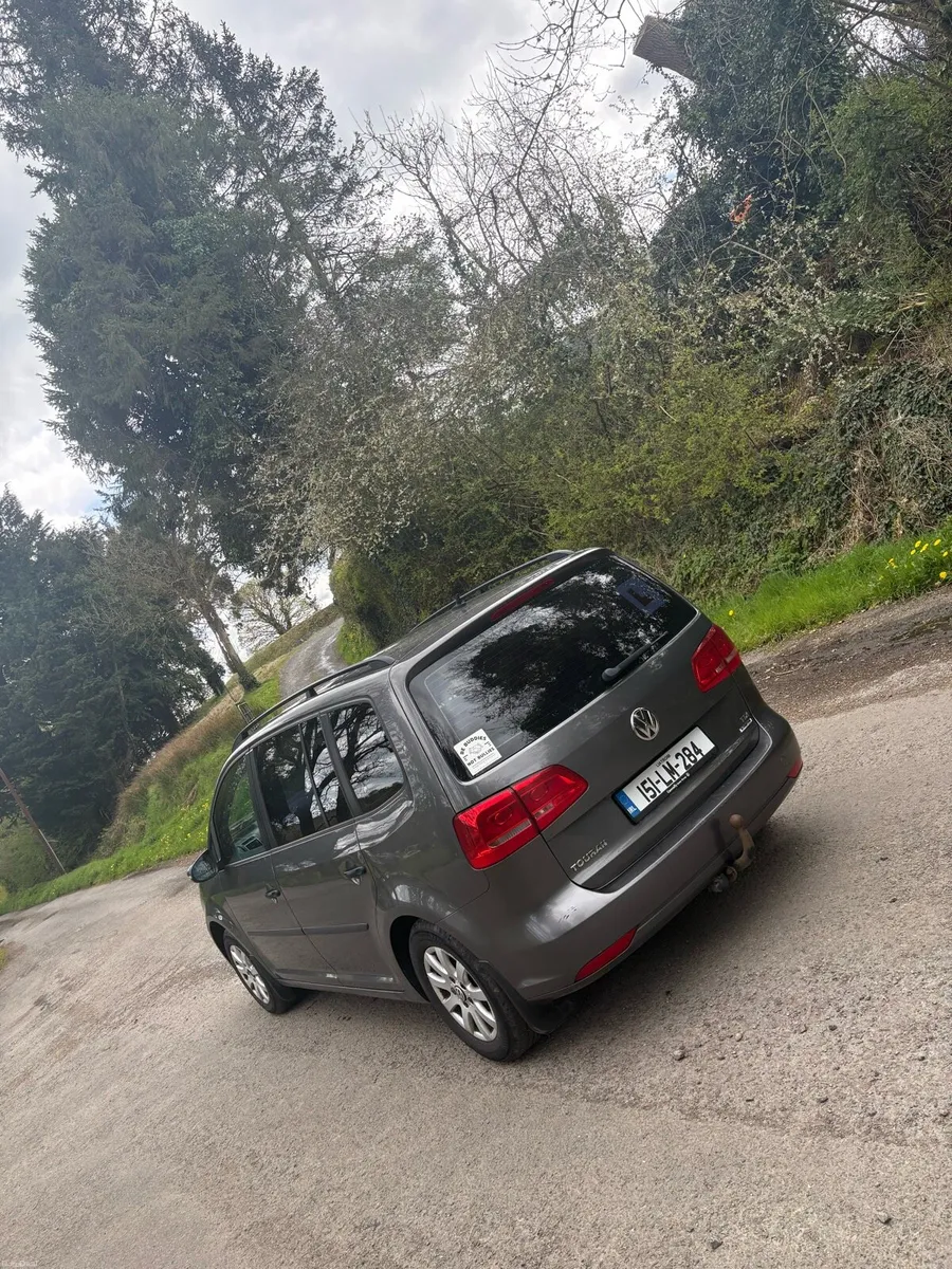 Volkswagen Touran - Image 4