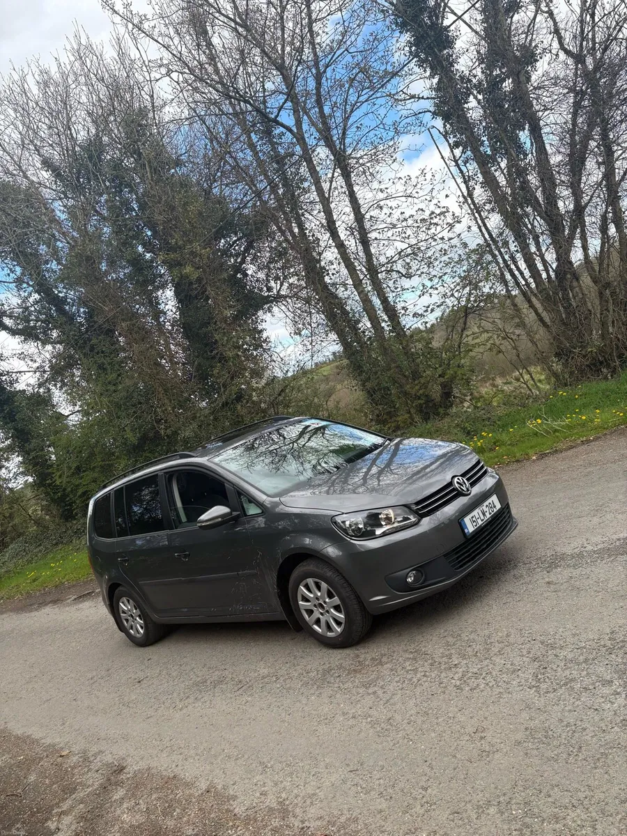 Volkswagen Touran - Image 2