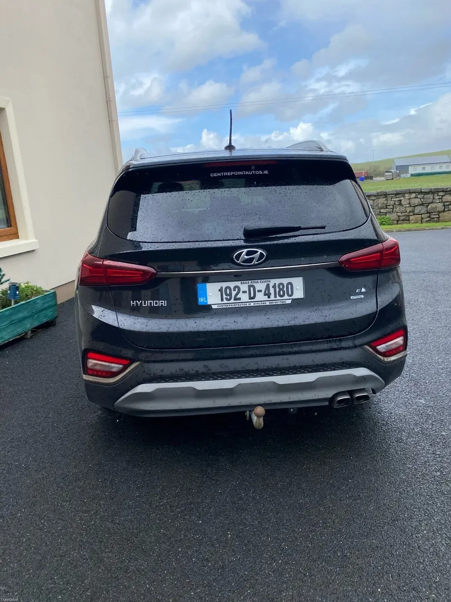 Hyundai Santafea - Image 3