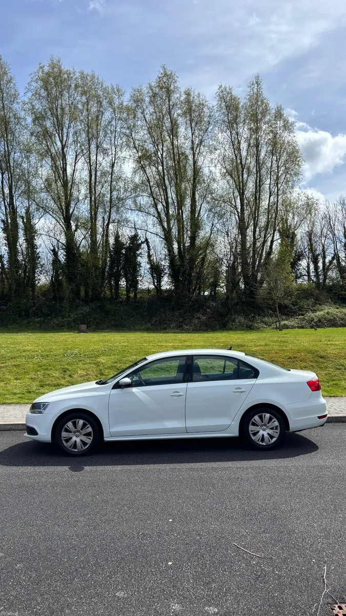 2014 (141) Volkswagen Jetta 1.2L TSI Manual - Image 3