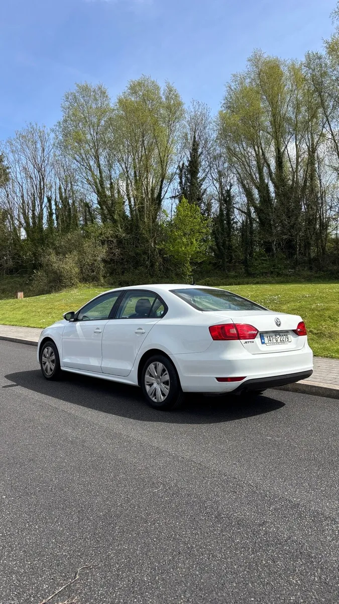 2014 (141) Volkswagen Jetta 1.2L TSI Manual - Image 4