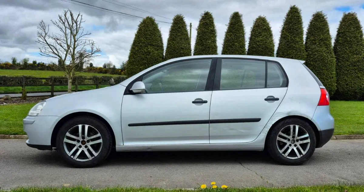 VW GOLF 2004 1.4 PETROL  NCT 04/27 - Image 4