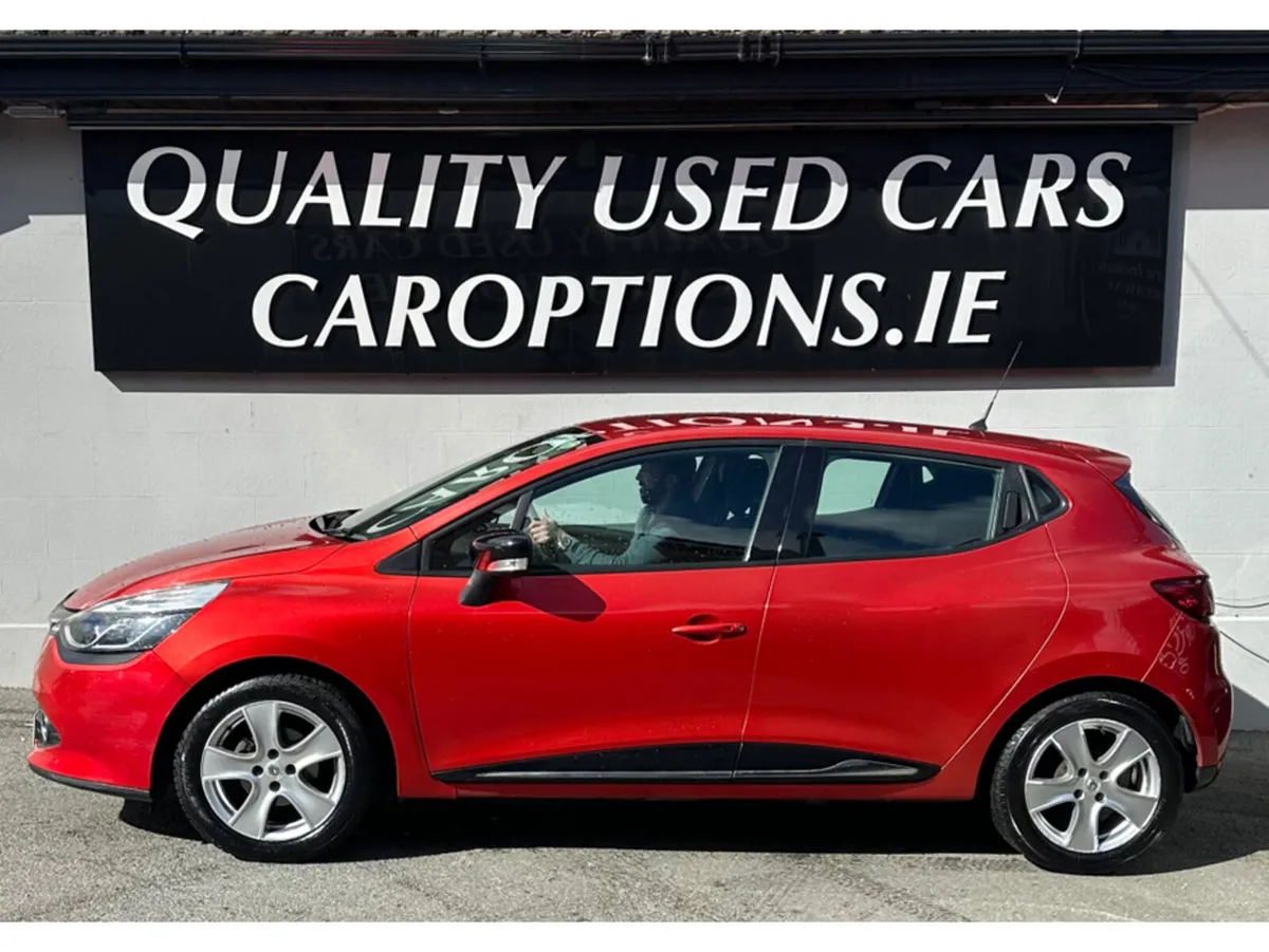 Renault Clio DYNAMIQUE NAV 1.2 PETR 4DR//JUST SERV - Image 2