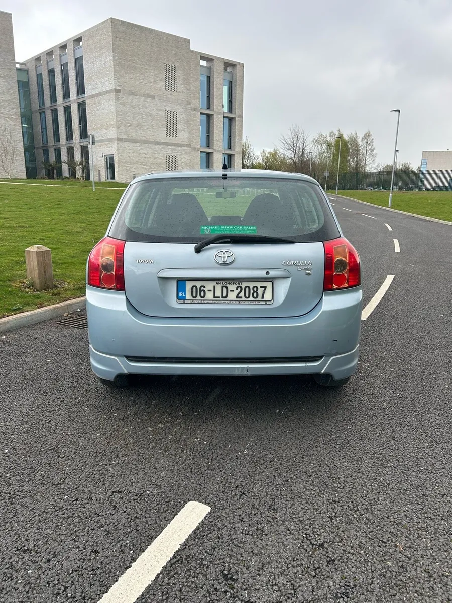 Toyota Corolla - Image 3