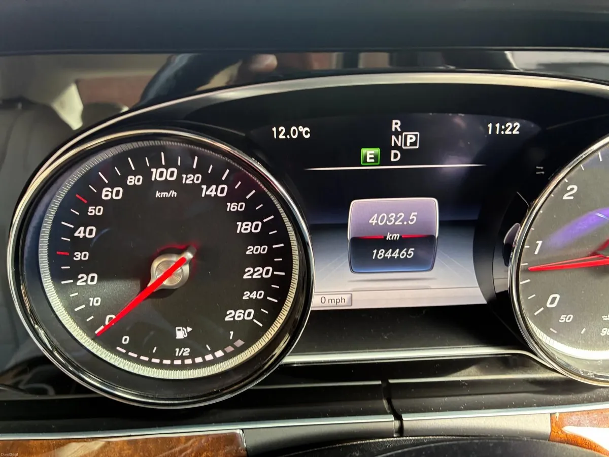 Mercedes-Benz E-Class 2017 - Image 3