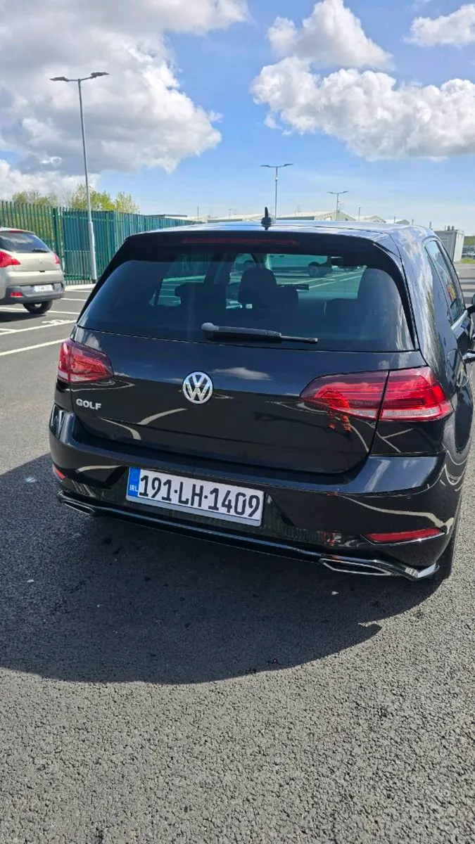Golf R-Line 2019 1.6 diesel Manual - Image 2