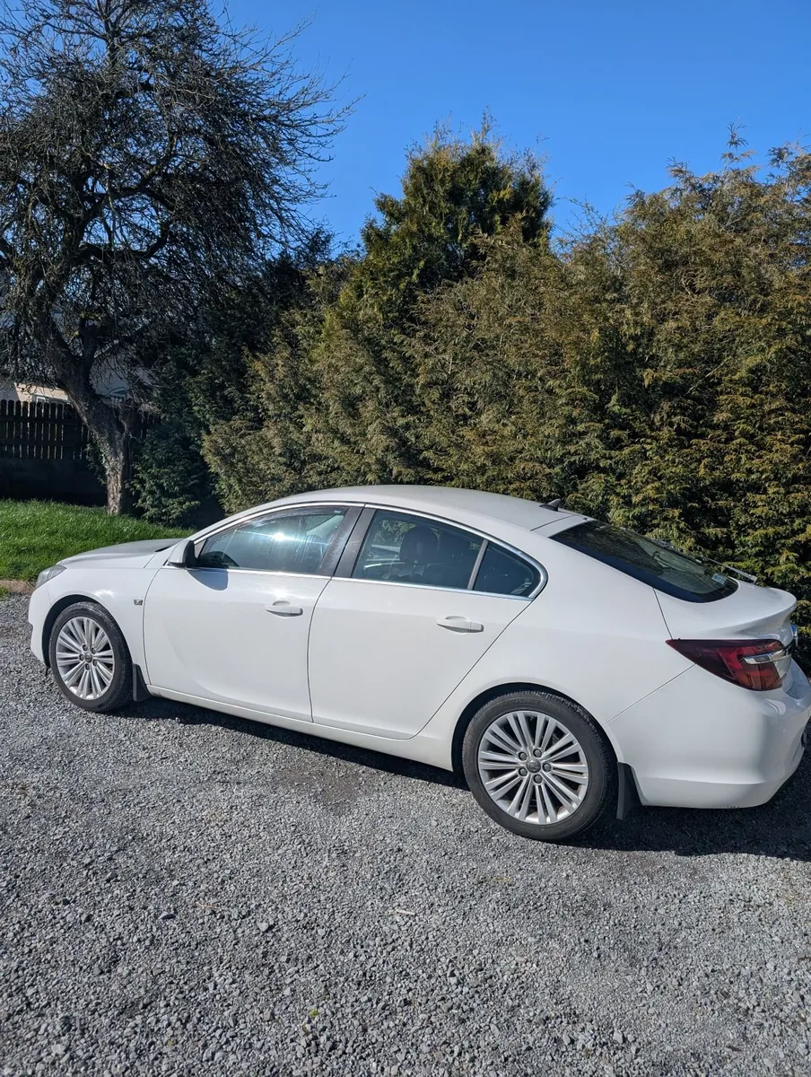 Opel Insignia 2014 - Image 1