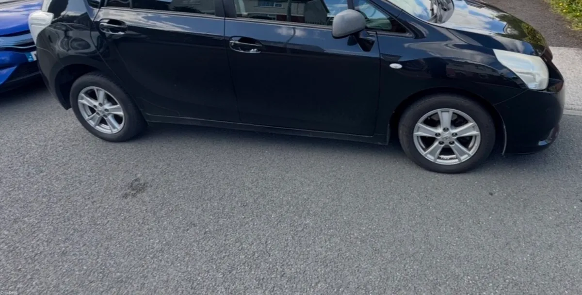 Toyota Verso 2010 - Image 3