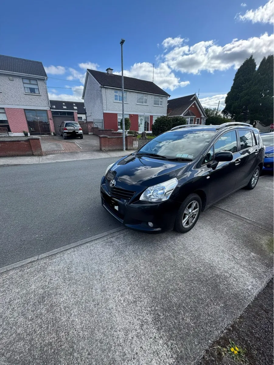 Toyota Verso 2010 - Image 4