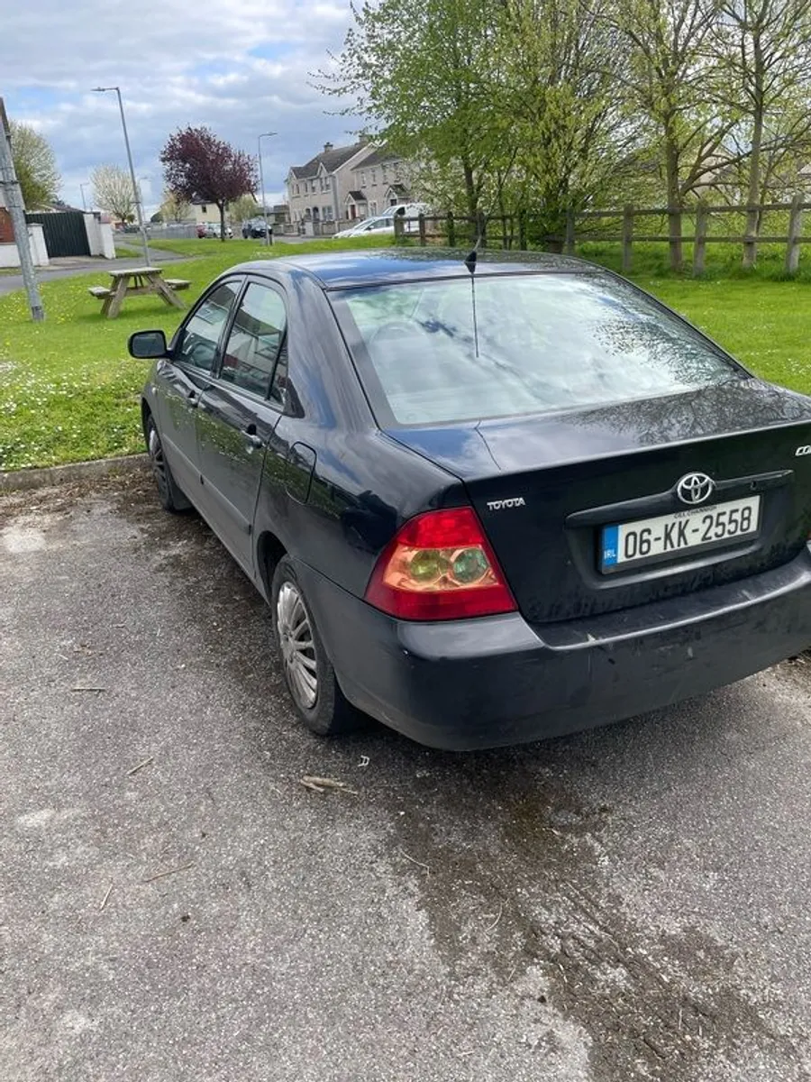 2006 Toyota Corolla - Image 2