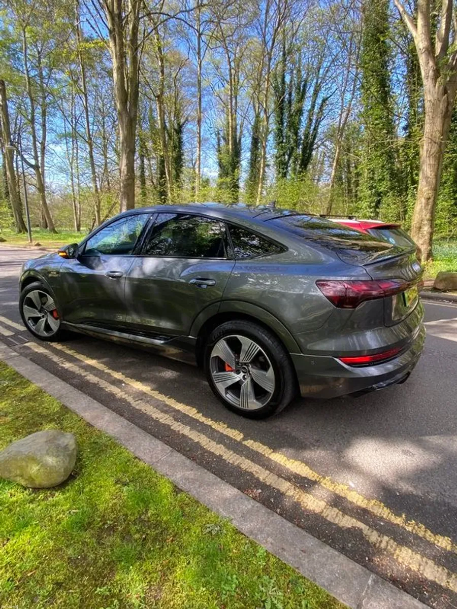 2022 Audi E-Tron - Image 4