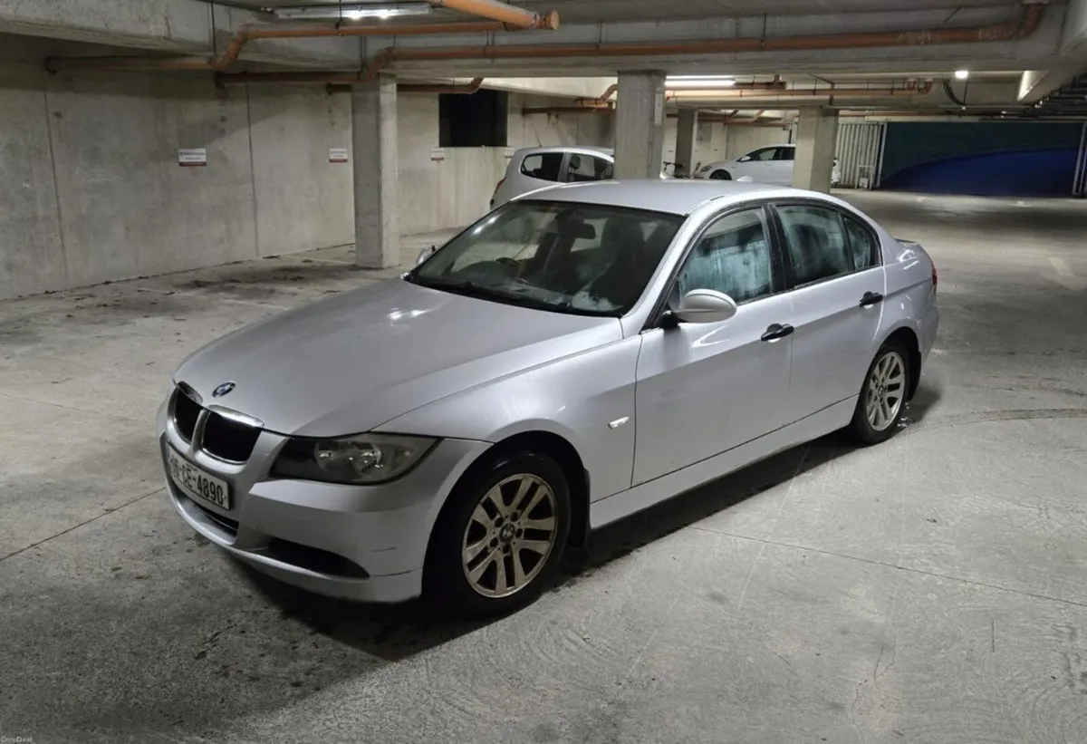 BMW 3-Series 2006 - Image 1