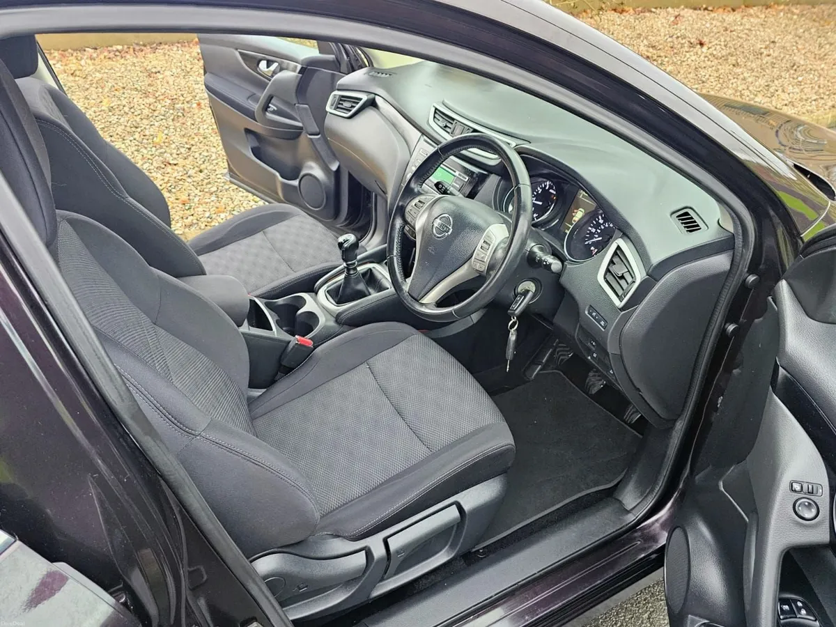 Nissan Qashqai 2017 - Image 3