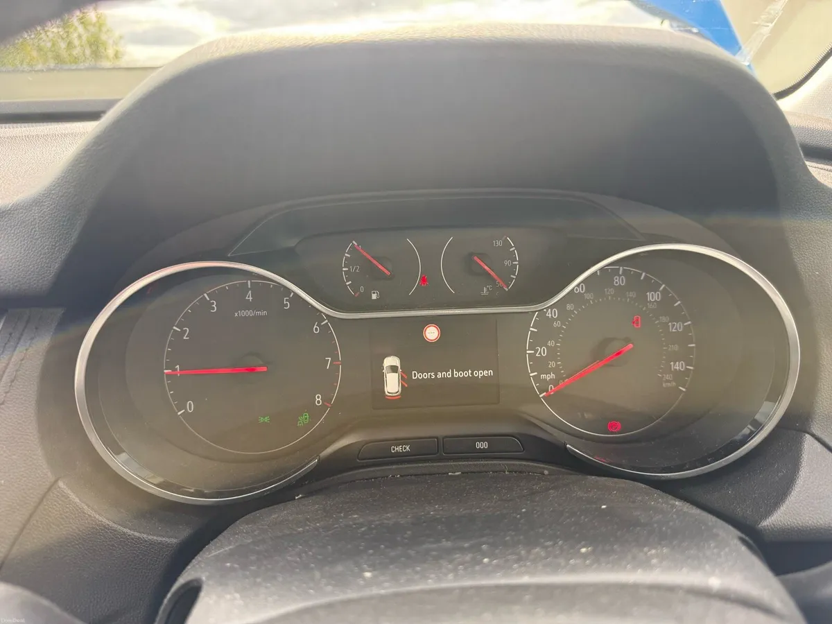 grandland x - Image 4