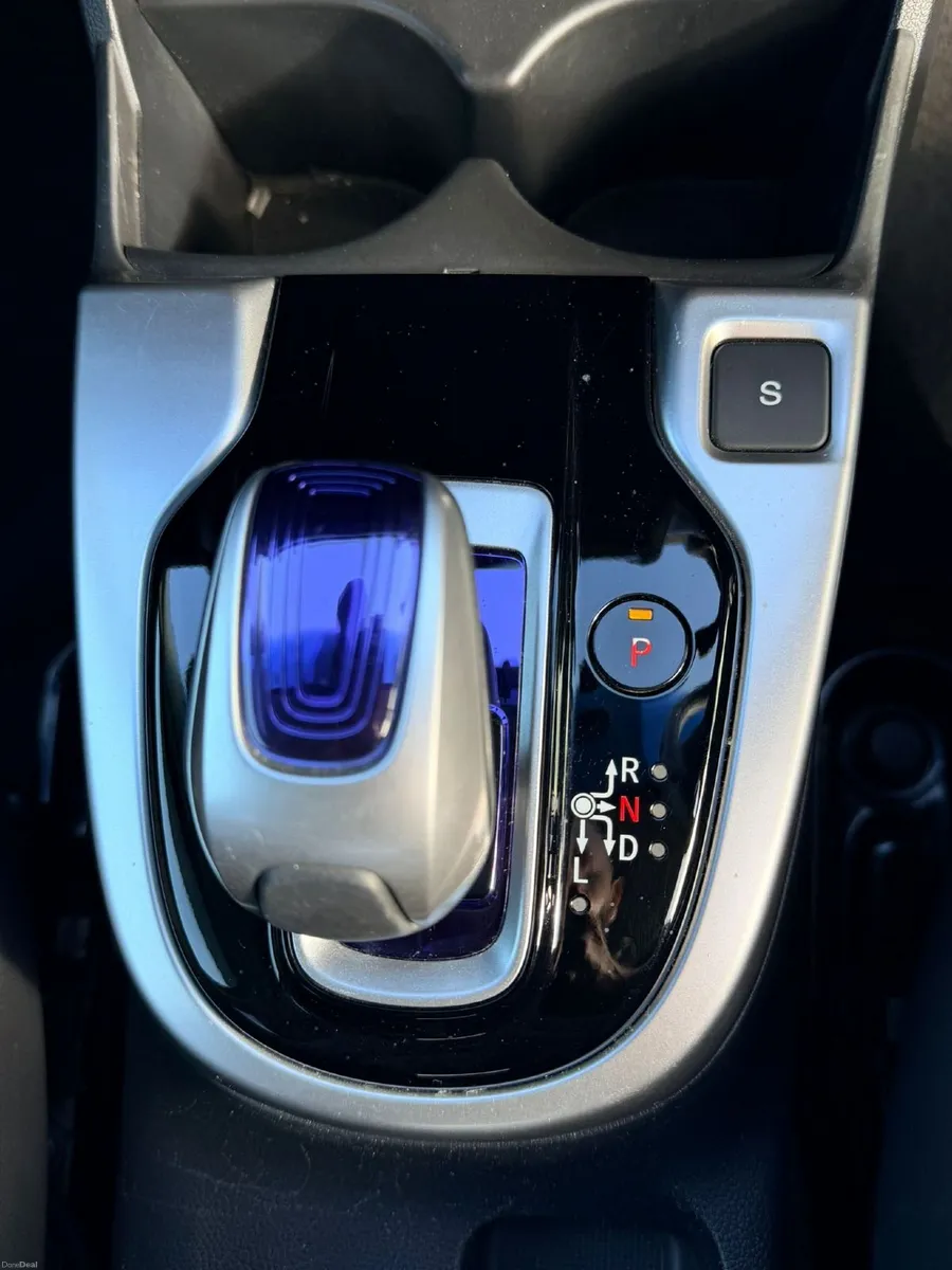 Honda Fit 2015 - Image 3