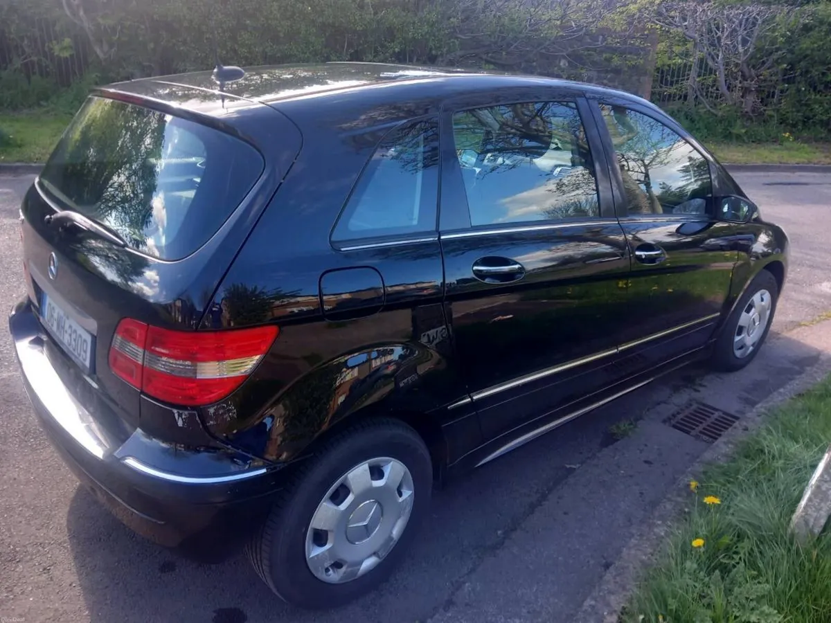 06 Mercedes B 1.5 Petrol Manual - Image 2