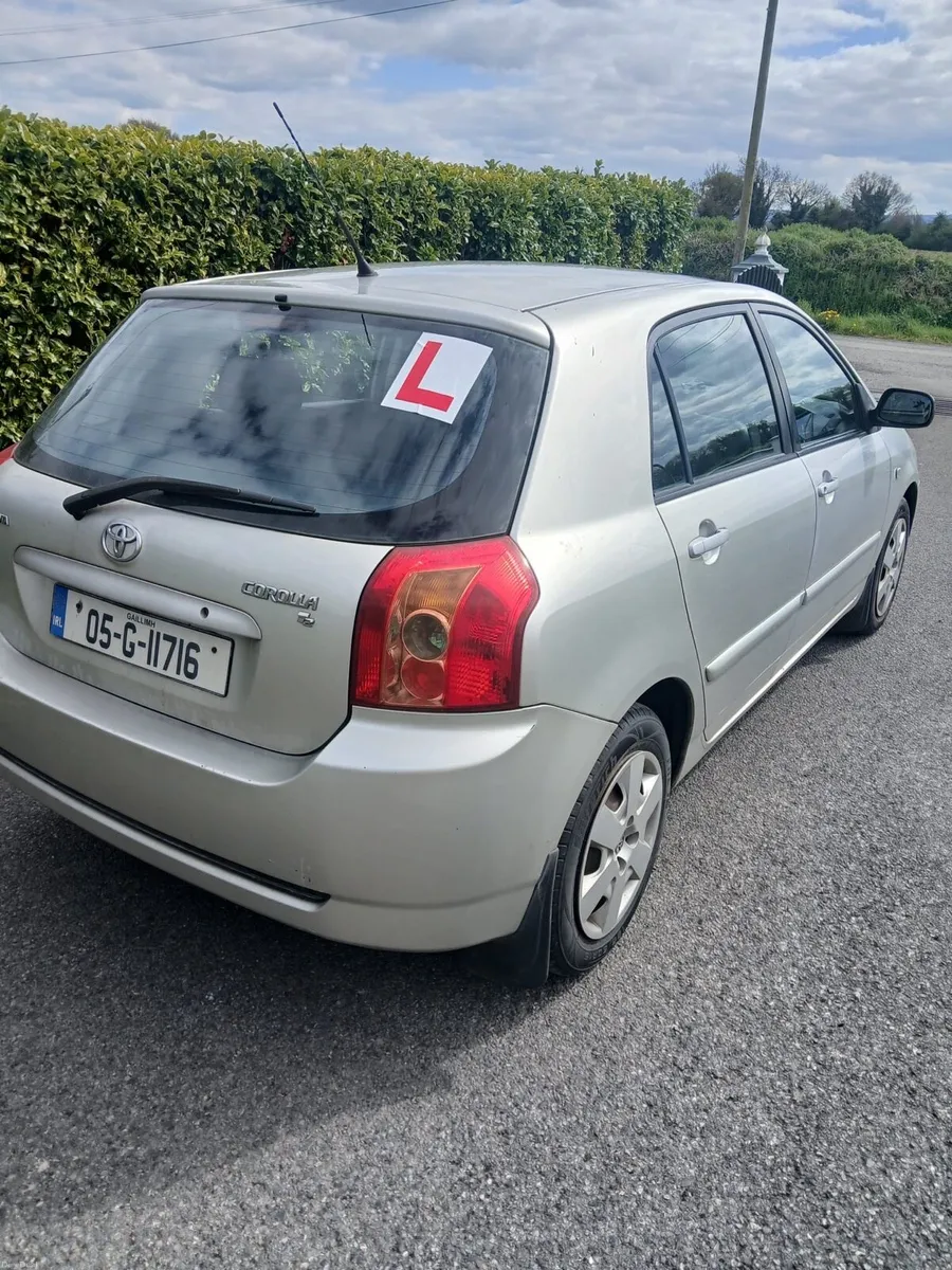 Toyota Corolla 2005 - Image 1