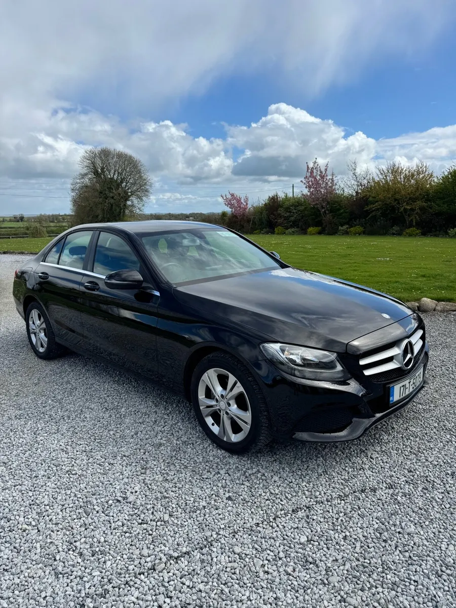 Mercedes C200 SE Executive - Image 1