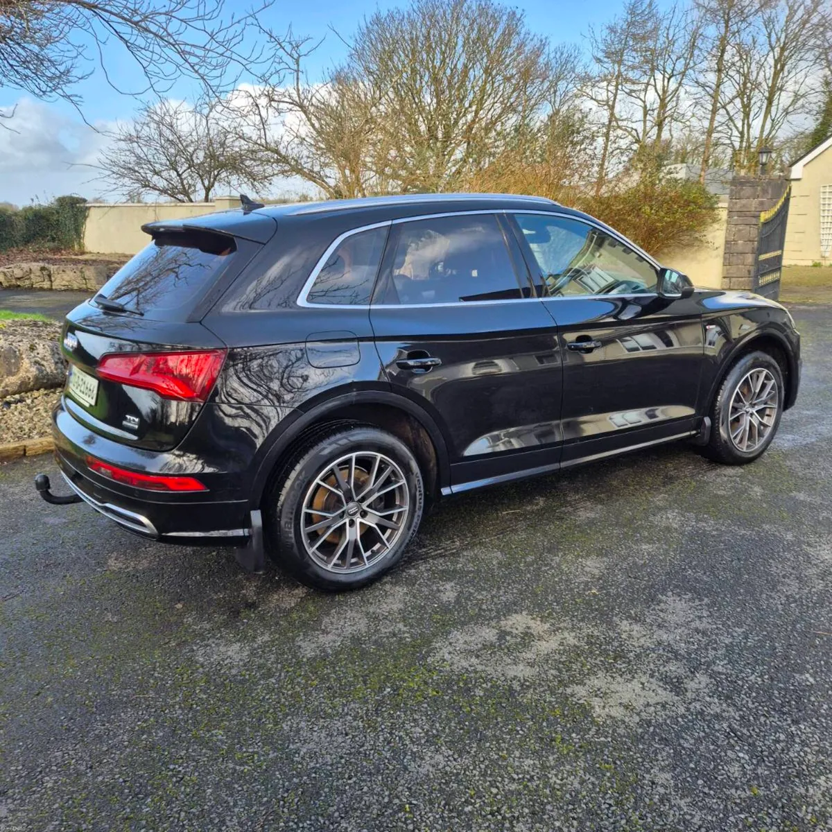 Audi Q5 - Image 2