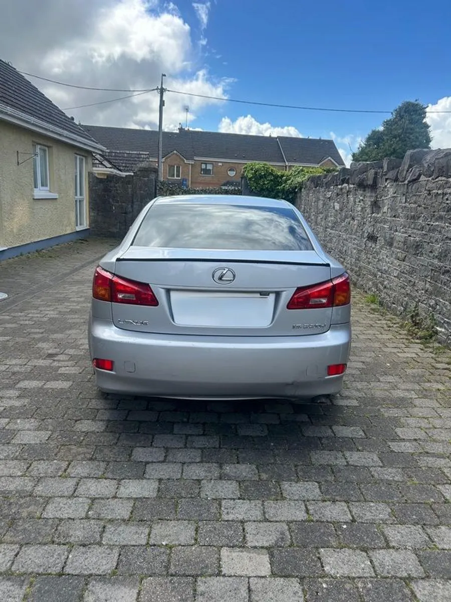 2008 Lexus Is - Image 3