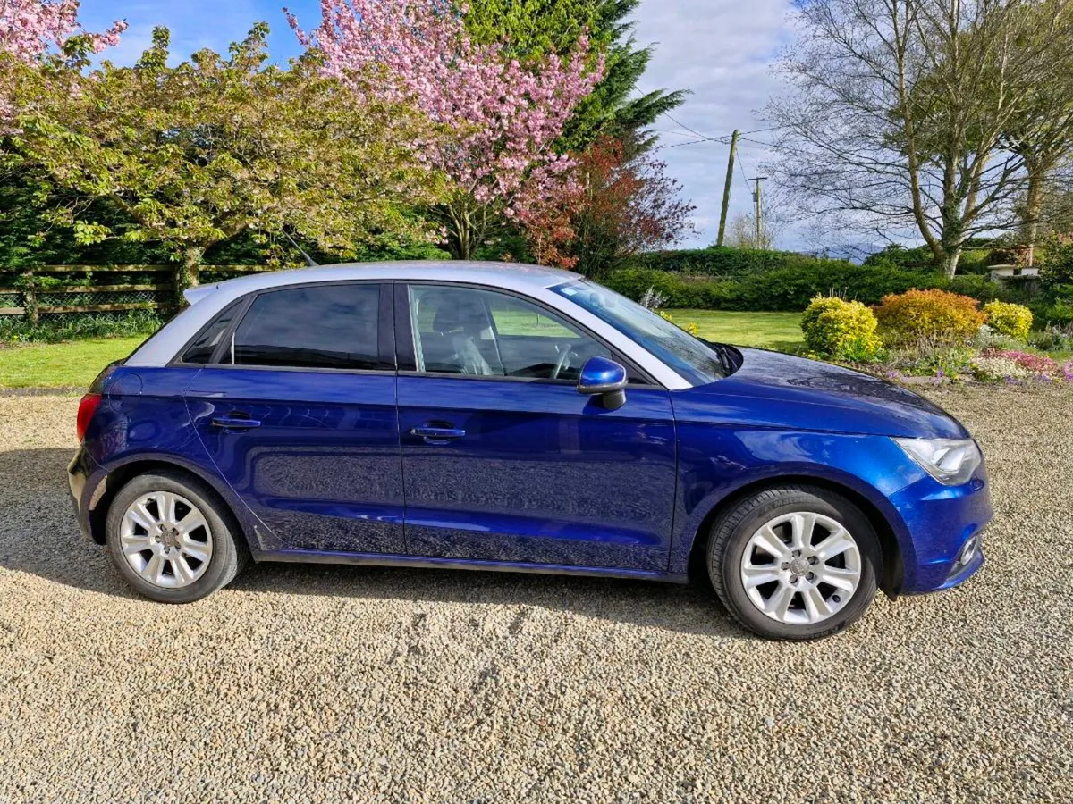 Audi A1 1.4 tfsi s-tronic, leather interior - Image 3