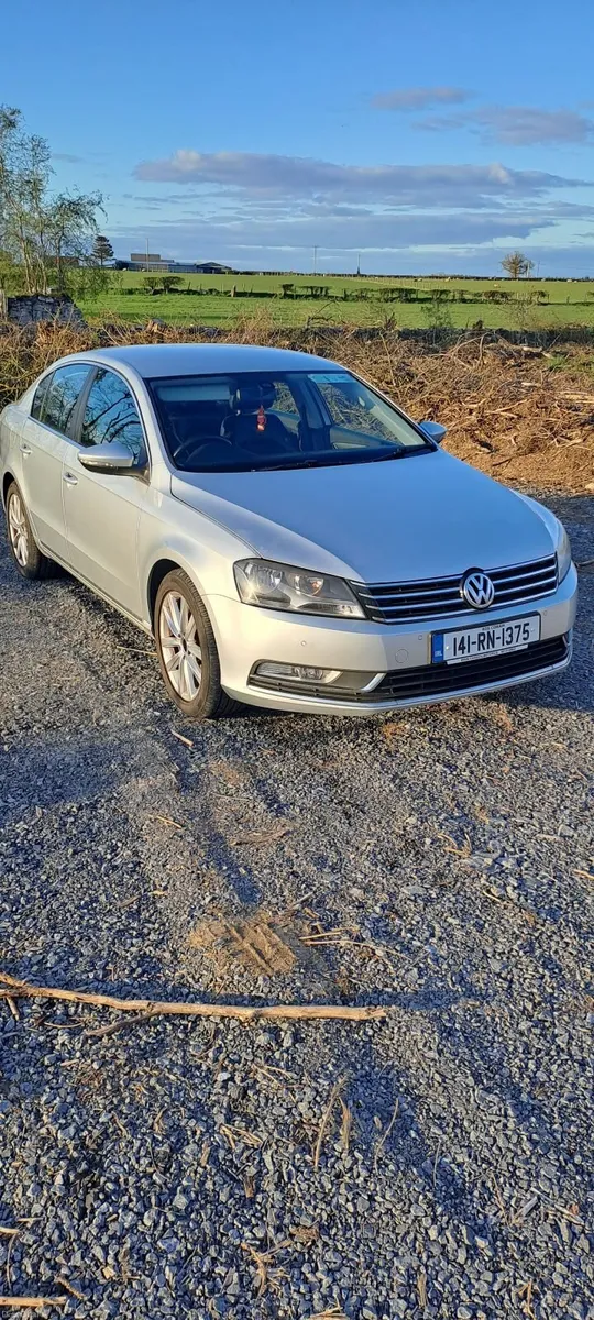 Volkswagen Passat 2014 - Image 1