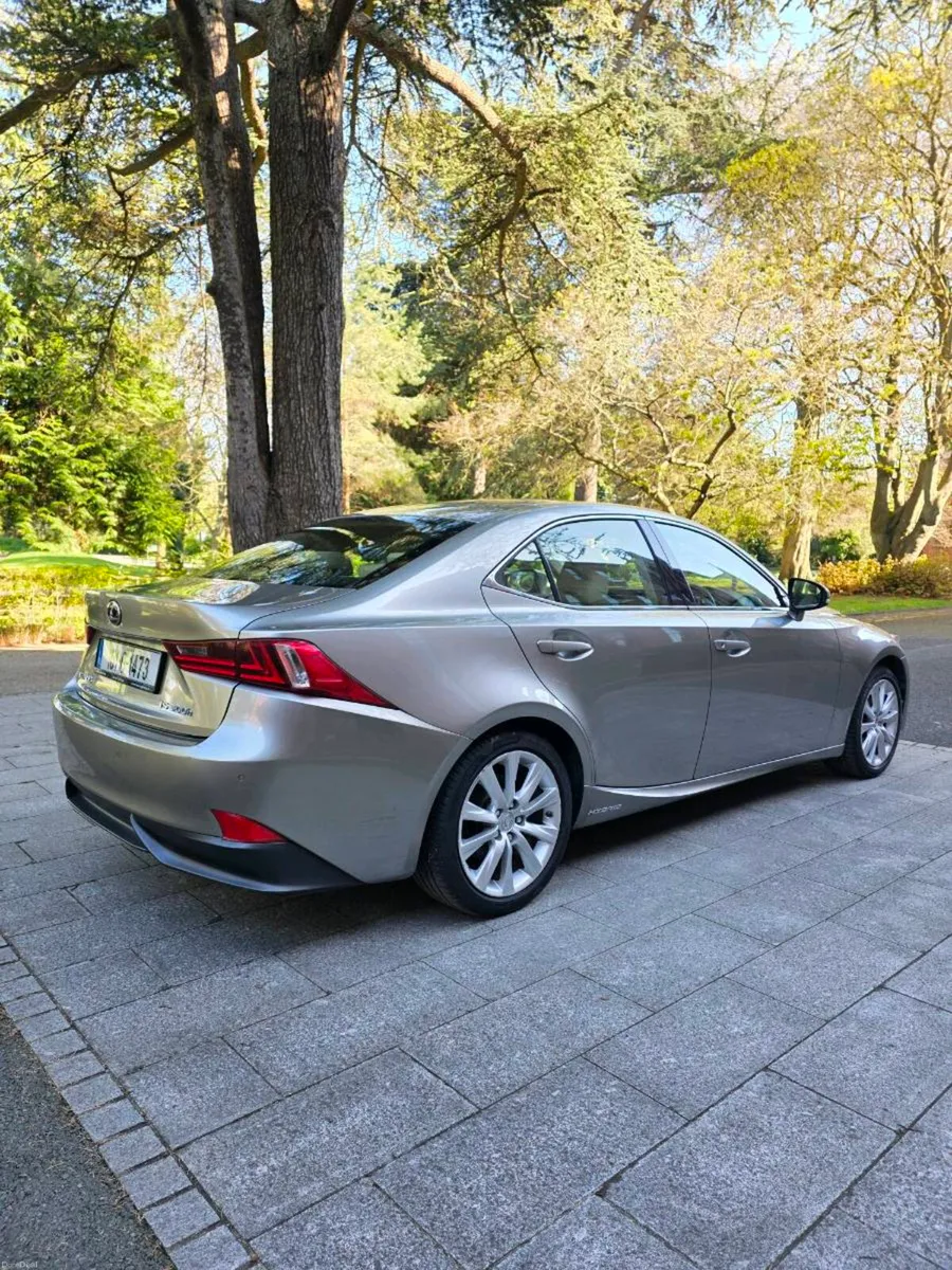 Lexus is300h New NCT - Image 3