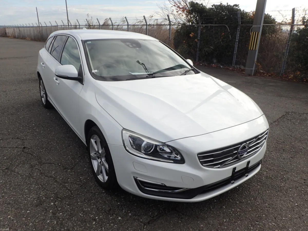 Volvo V60 2.0 - Image 1