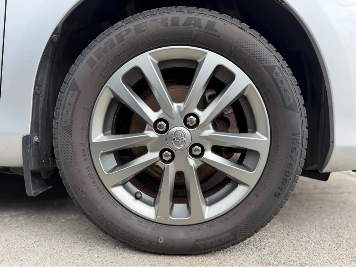 Toyota Yaris 1.0 LUNA 4DR - Image 4