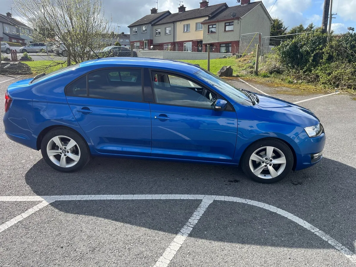 Skoda Rapid - Image 3