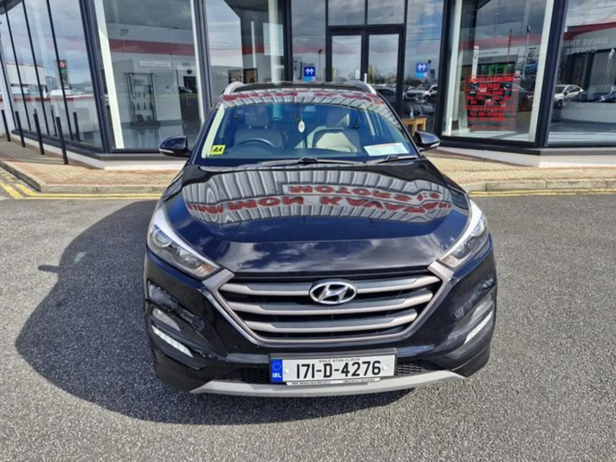 Hyundai Tucson 1.7 Executive 5DR - Image 3