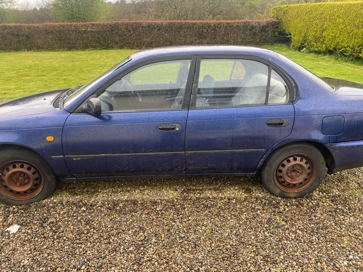 Toyota Corolla 1997 - Image 4